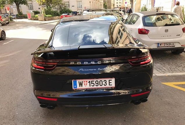 Porsche 971 Panamera Turbo