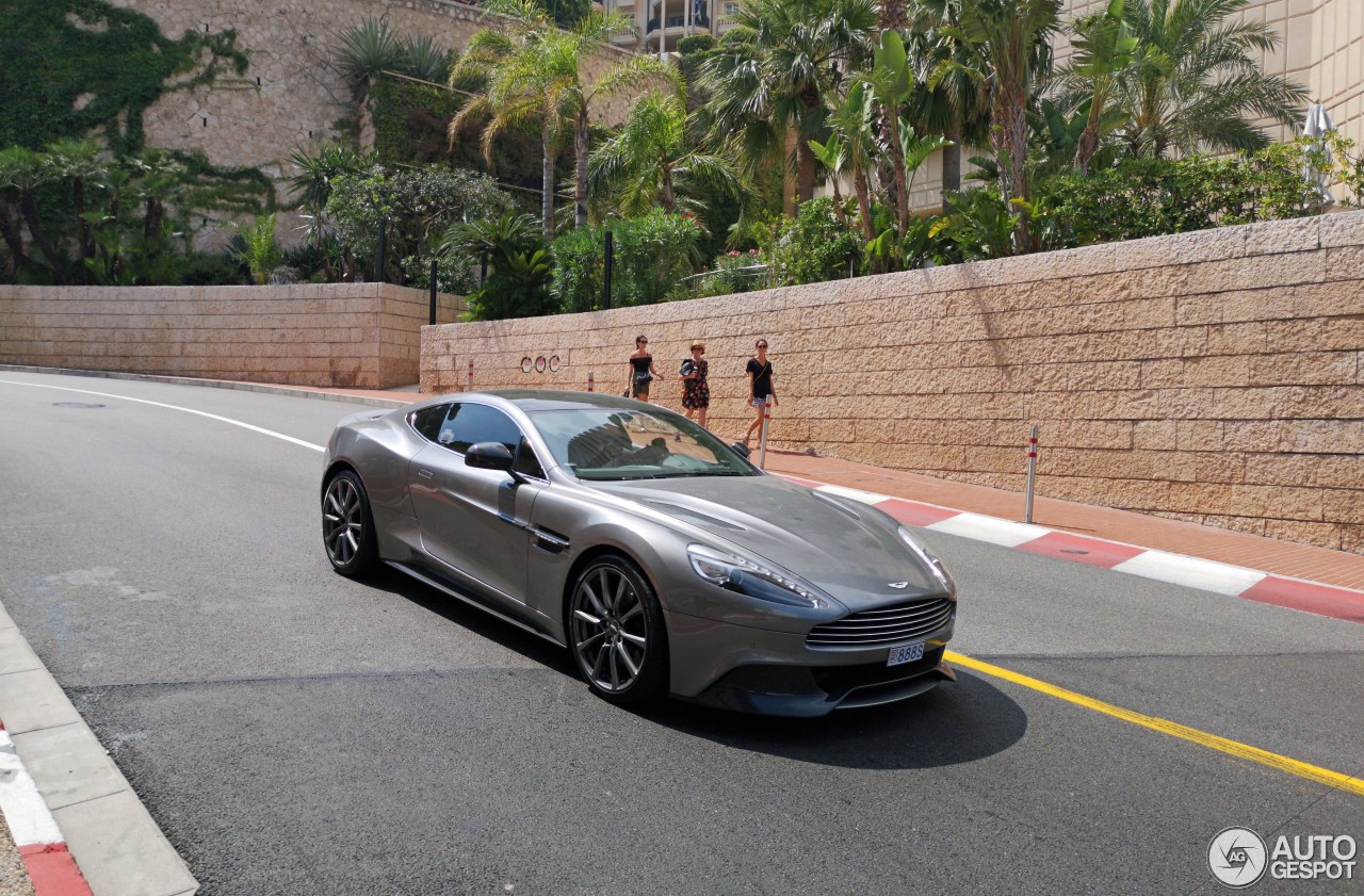 Aston Martin Vanquish 2013