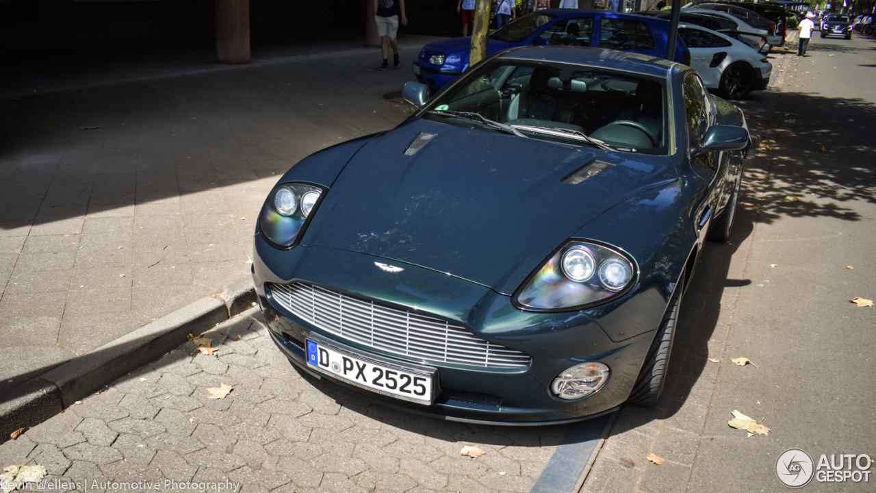 Aston Martin Vanquish