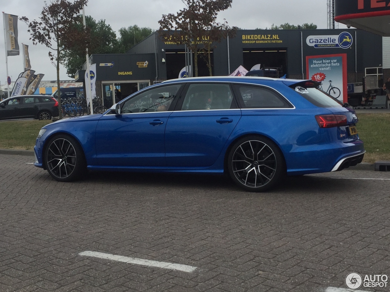 Audi RS6 Avant C7 2015