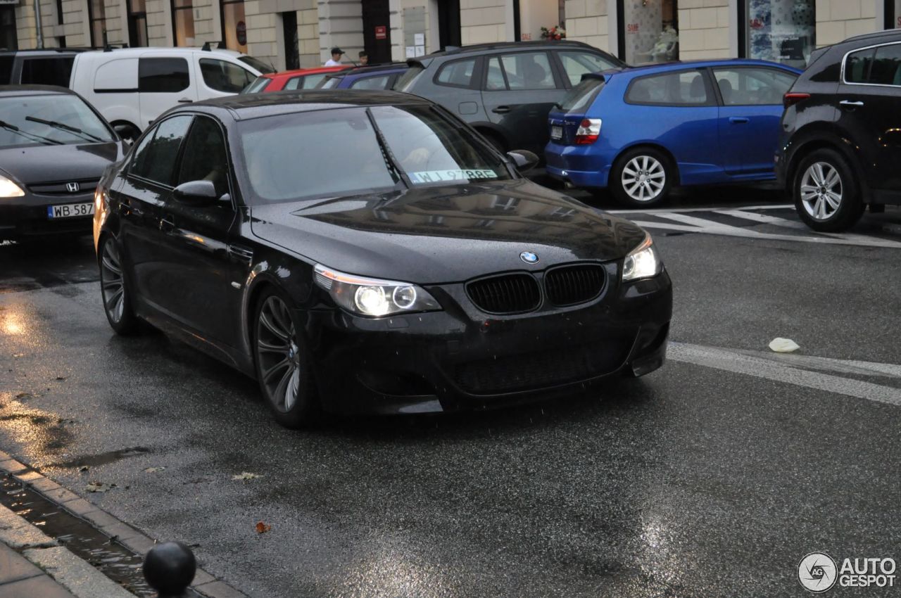 BMW M5 E60 2005