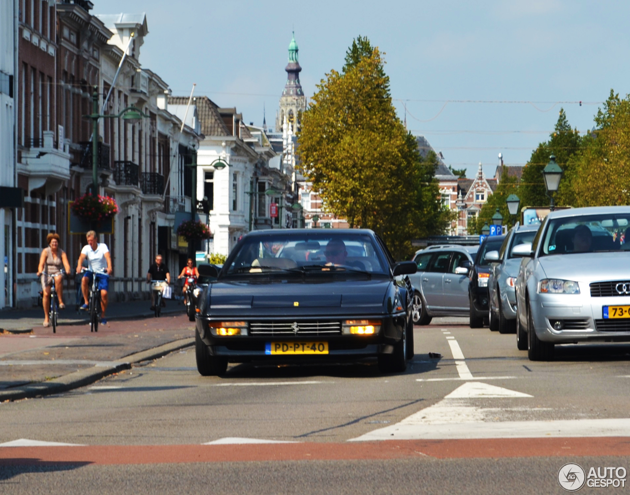 Ferrari Mondial 3.2