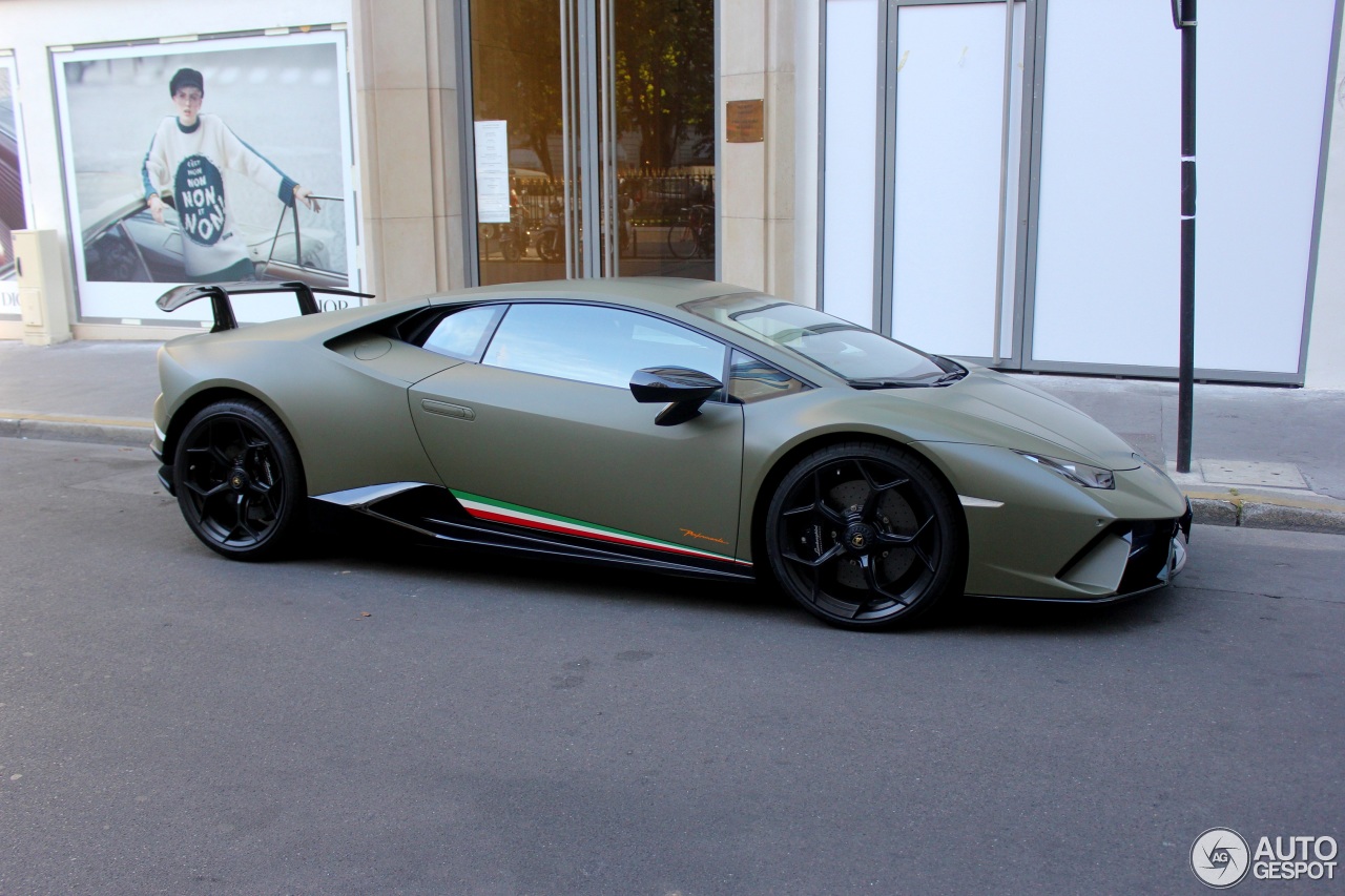 Lamborghini Huracán LP640-4 Performante