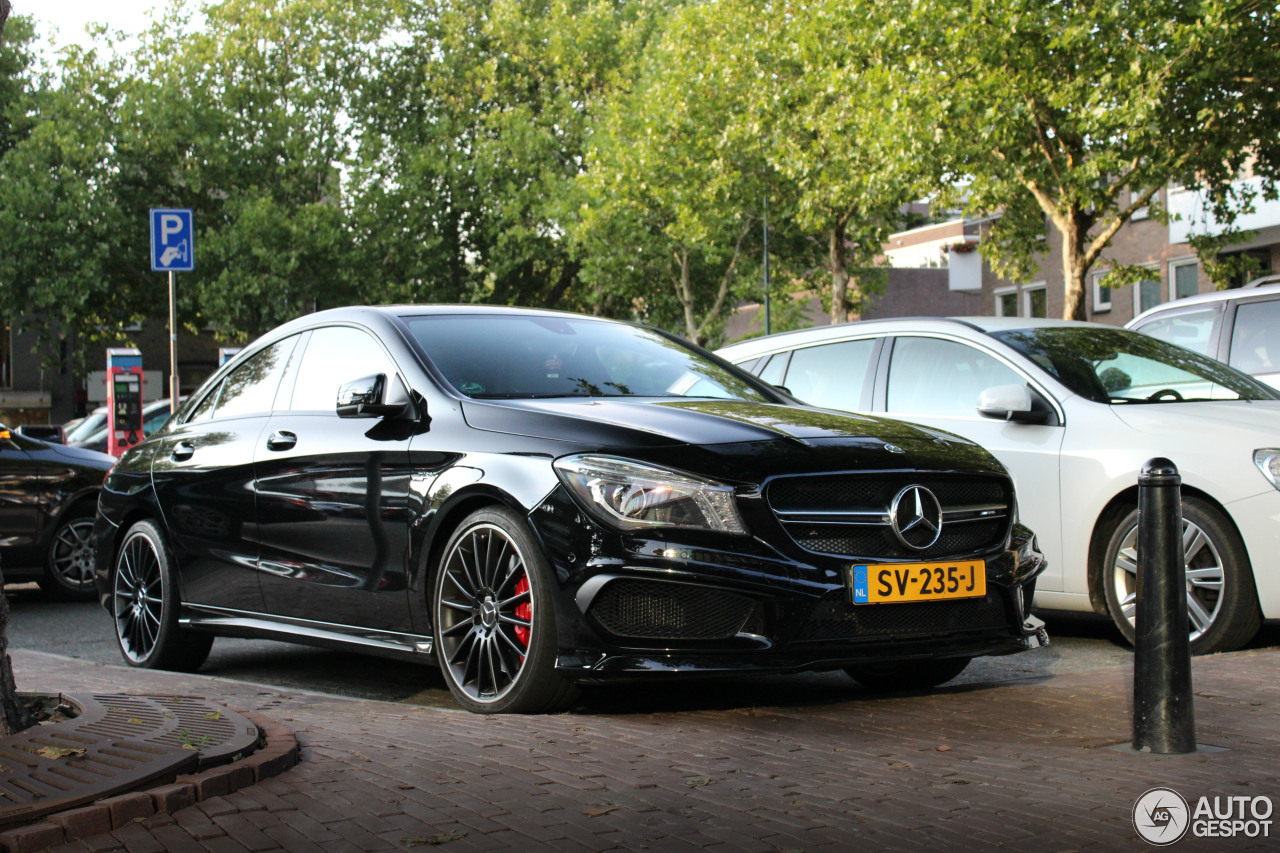 Mercedes-Benz CLA 45 AMG C117