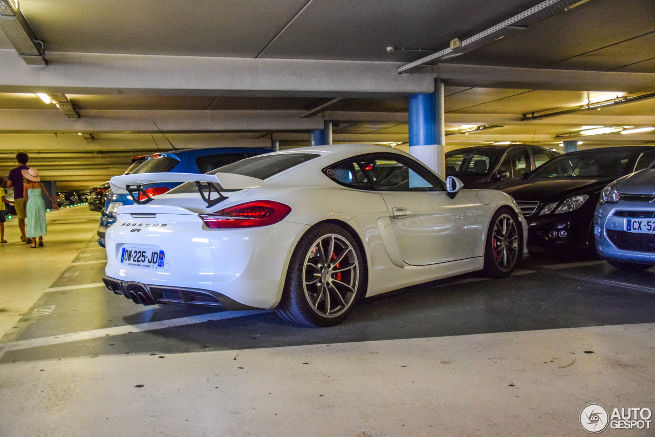 Porsche 981 Cayman GT4