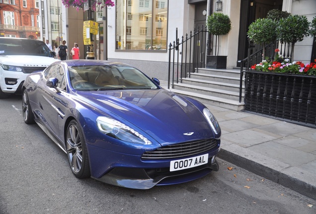 Aston Martin Vanquish 2013