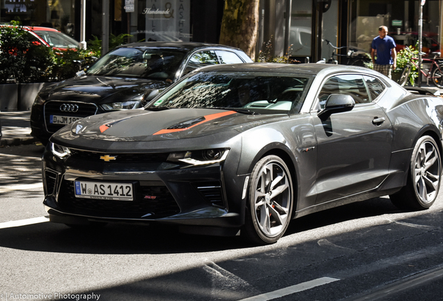 Chevrolet Camaro SS 2016 50th Anniversary