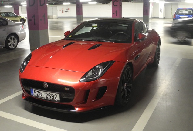 Jaguar F-TYPE S Coupé