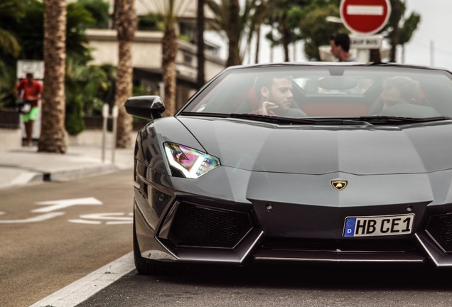 Lamborghini Aventador LP700-4 Roadster