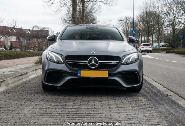 Mercedes-AMG E 63 S W213 Edition 1