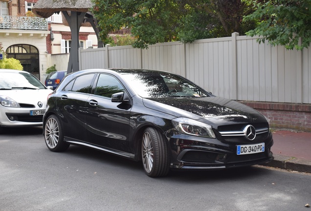 Mercedes-Benz A 45 AMG