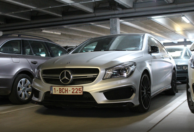 Mercedes-Benz CLA 45 AMG Shooting Brake