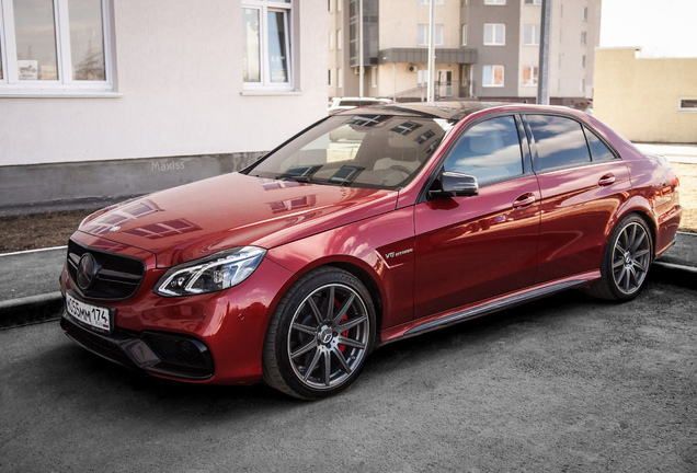 Mercedes-Benz E 63 AMG S W212