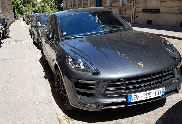 Porsche 95B Macan GTS