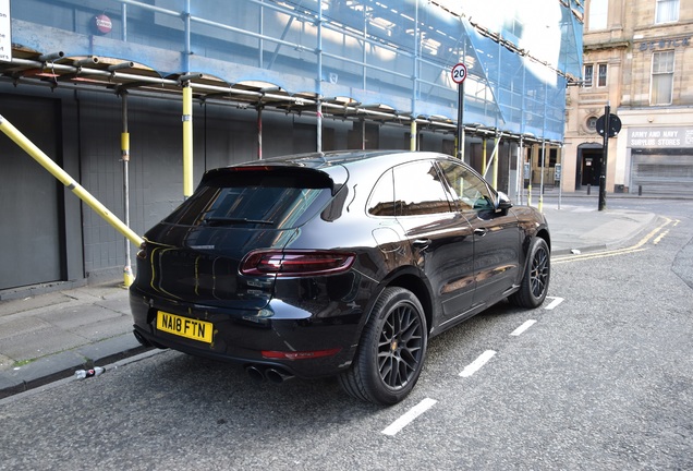 Porsche 95B Macan GTS