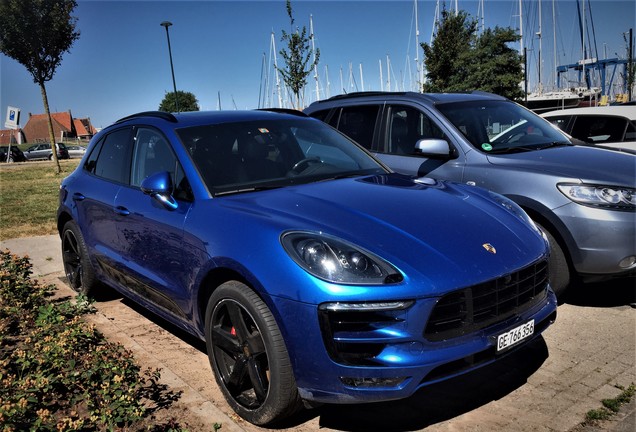 Porsche 95B Macan Turbo