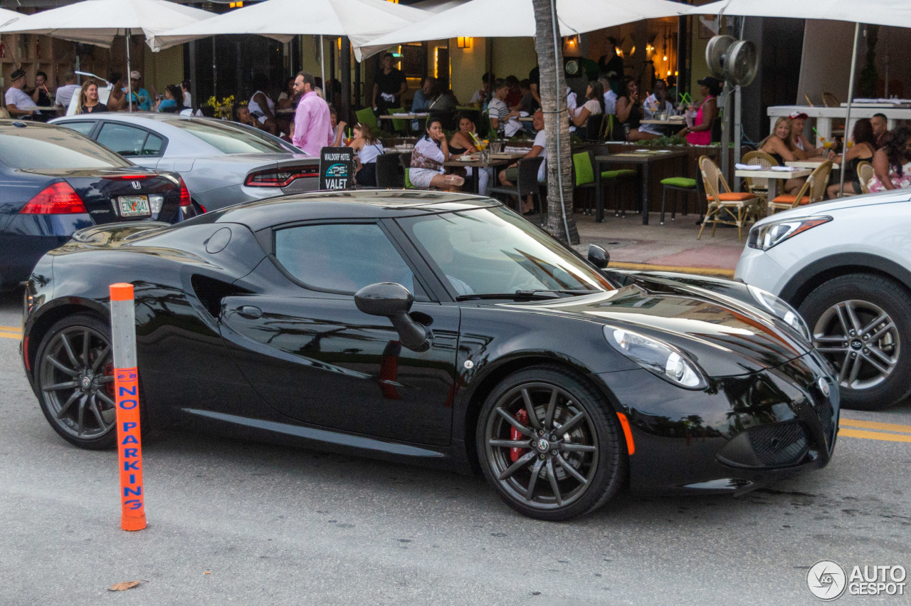 Alfa Romeo 4C Coupé