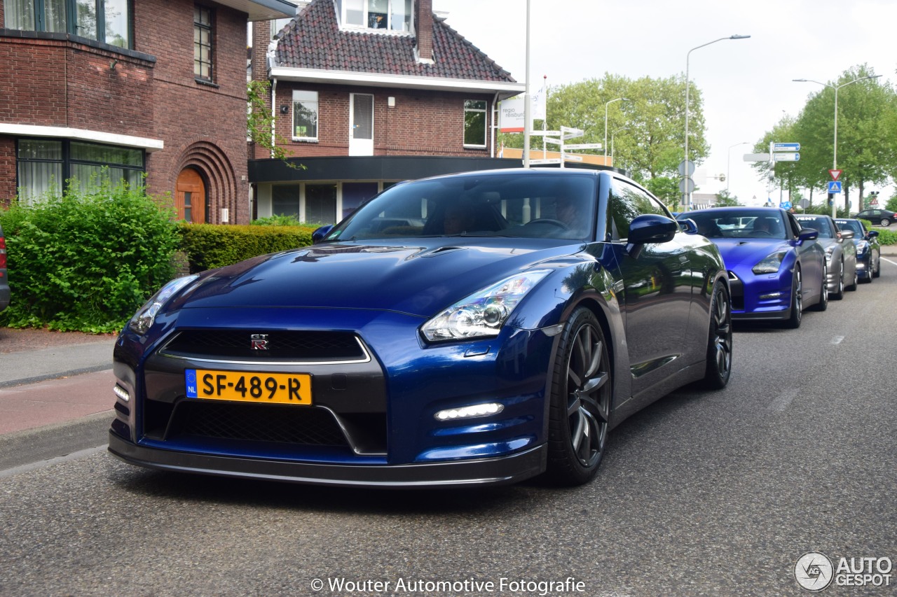 Nissan GT-R 2011