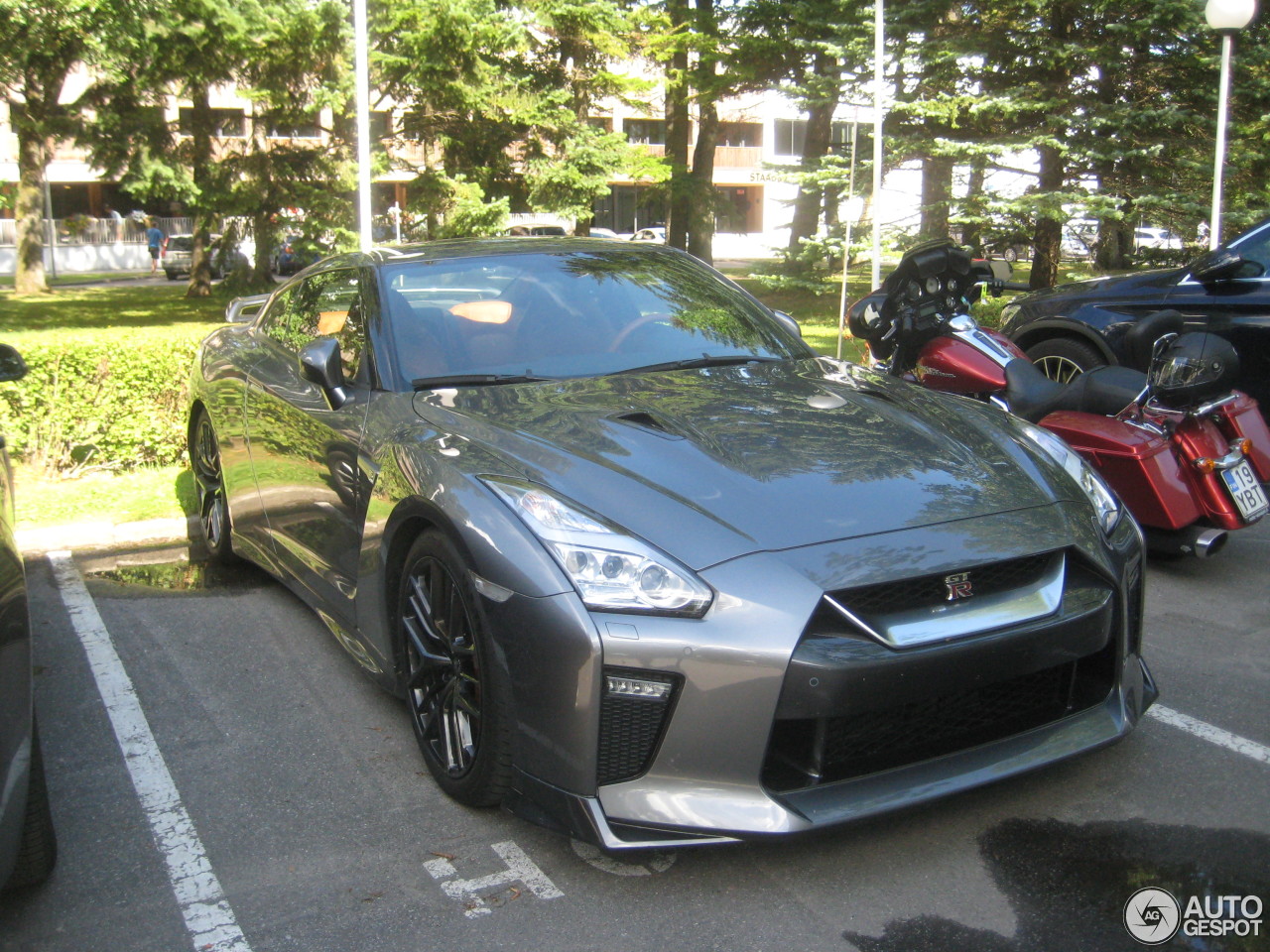 Nissan GT-R 2017