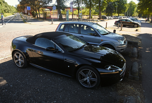 Aston Martin V8 Vantage N400 Roadster