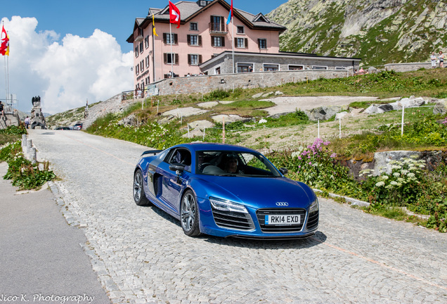 Audi R8 V10 Plus 2013