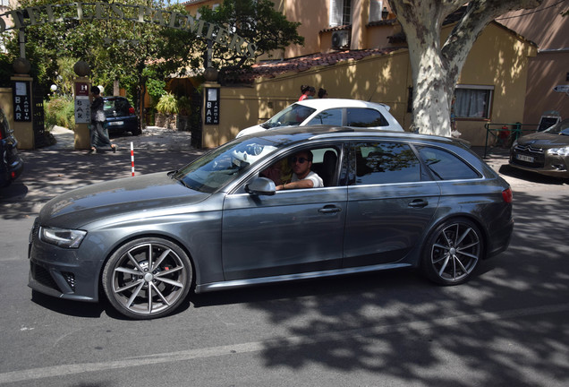 Audi RS4 Avant B8