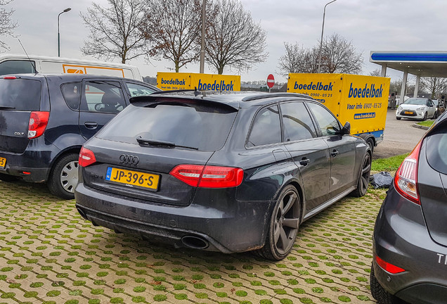 Audi RS4 Avant B8