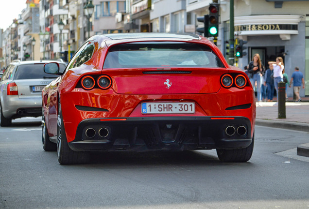 Ferrari GTC4Lusso