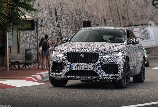 Jaguar F-PACE SVR