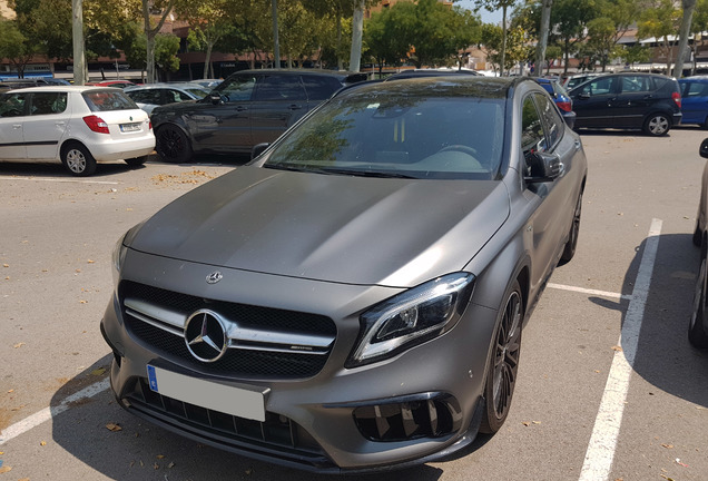 Mercedes-AMG GLA 45 X156 2017