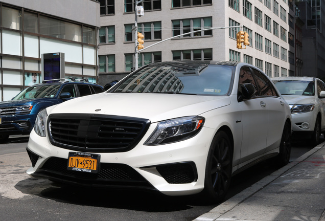 Mercedes-Benz S 63 AMG V222