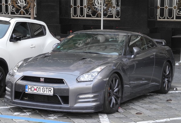 Nissan GT-R 2011