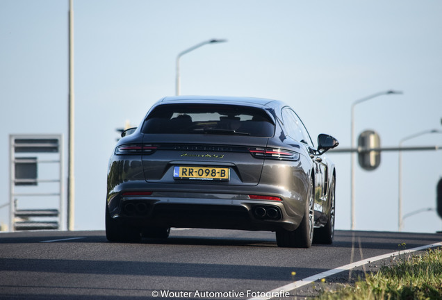 Porsche 971 Panamera Turbo S E-Hybrid Sport Turismo