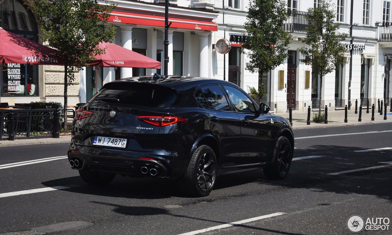 Alfa Romeo Stelvio Quadrifoglio