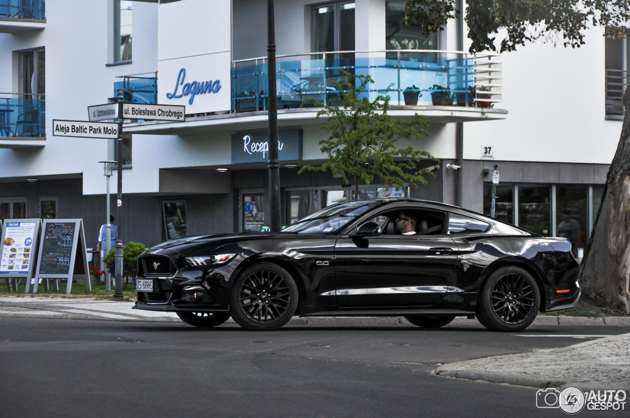 Ford Mustang GT 2015