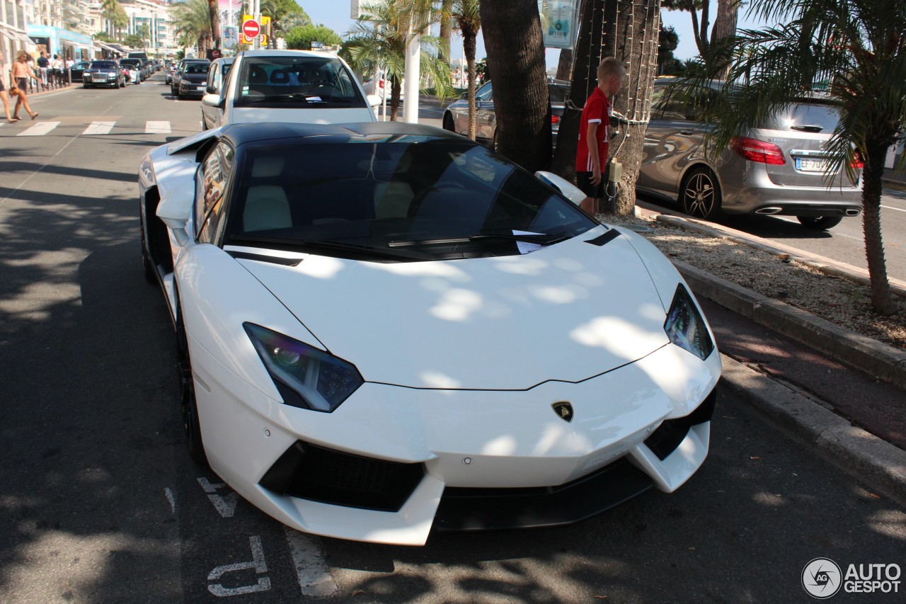 Lamborghini Aventador LP700-4 Roadster