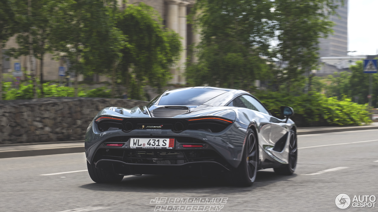 McLaren 720S