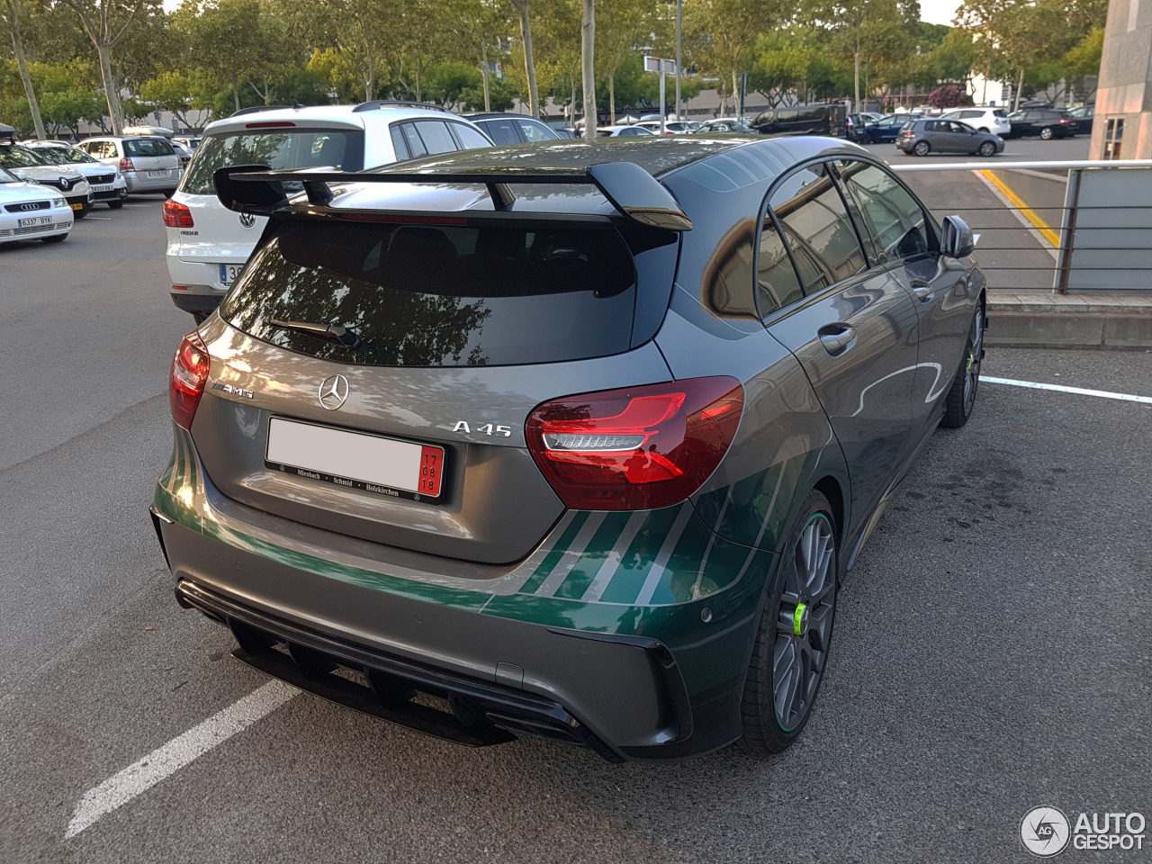 Mercedes-AMG A 45 W176 Petronas 2015 World Champions Edition