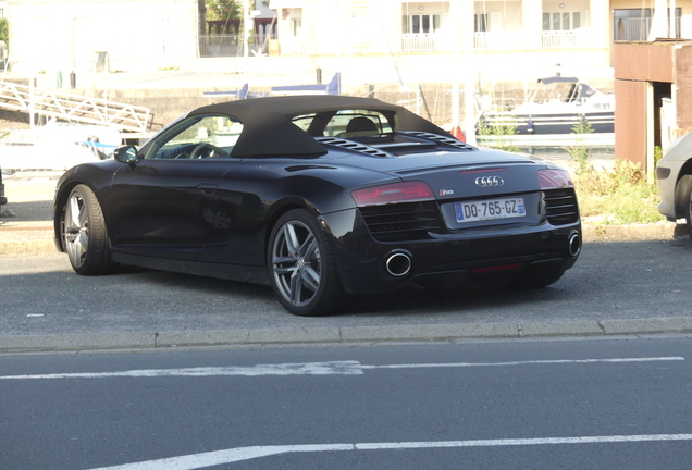 Audi R8 V8 Spyder 2013