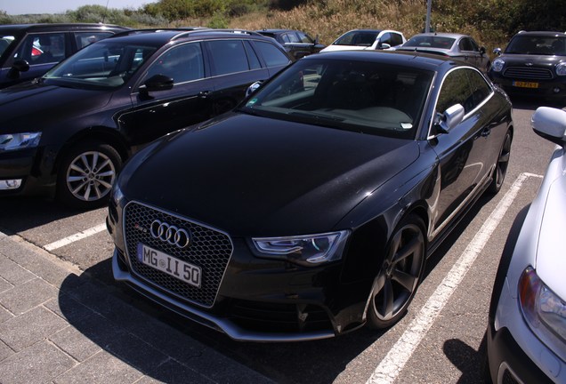 Audi RS5 B8 2012