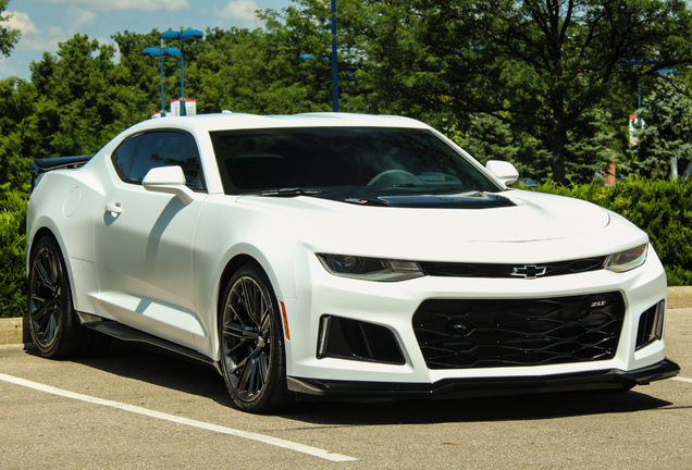 Chevrolet Camaro ZL1 2016