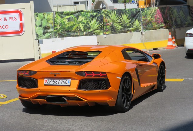 Lamborghini Aventador LP700-4