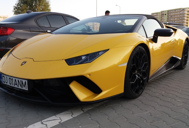 Lamborghini Huracán LP640-4 Performante Spyder