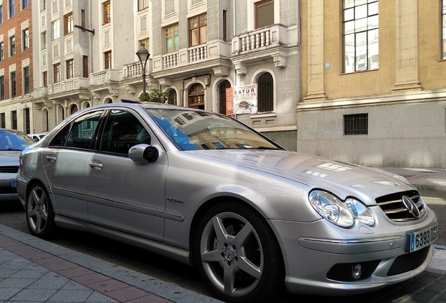 Mercedes-Benz C 55 AMG