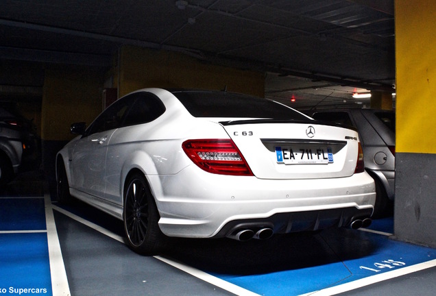 Mercedes-Benz C 63 AMG Coupé