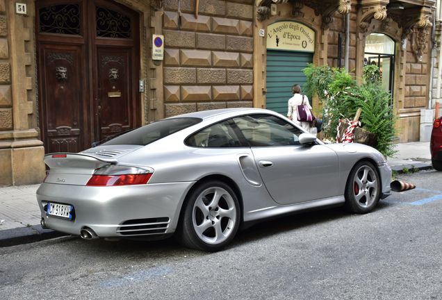 Porsche 996 Turbo