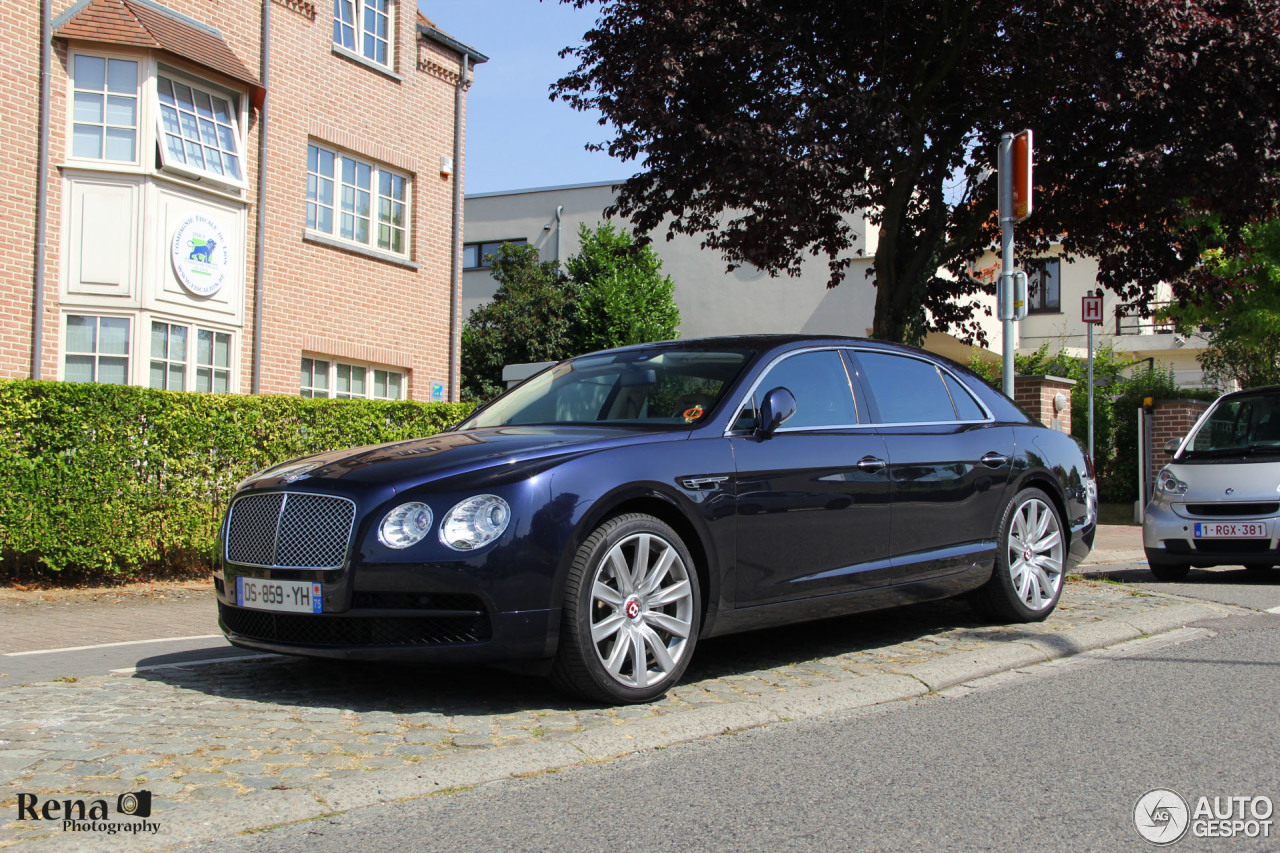 Bentley Flying Spur V8