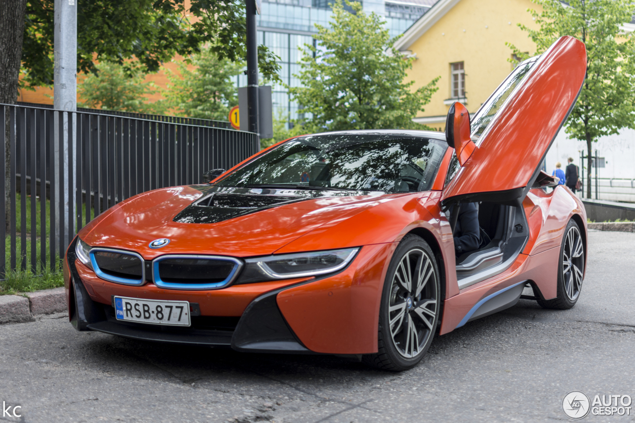 BMW i8