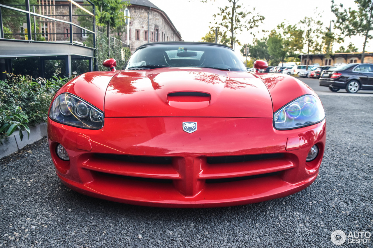 Dodge Viper SRT-10 Roadster 2003