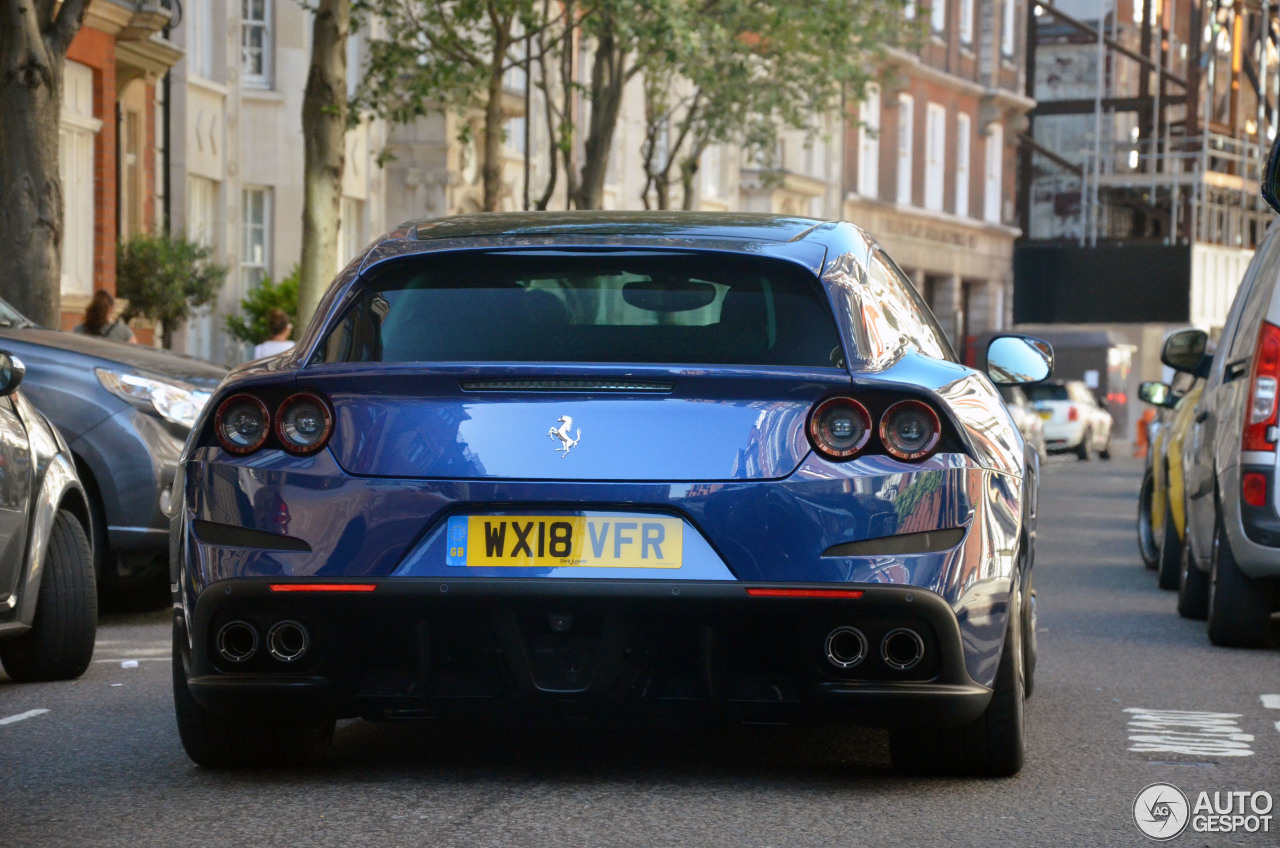 Ferrari GTC4Lusso